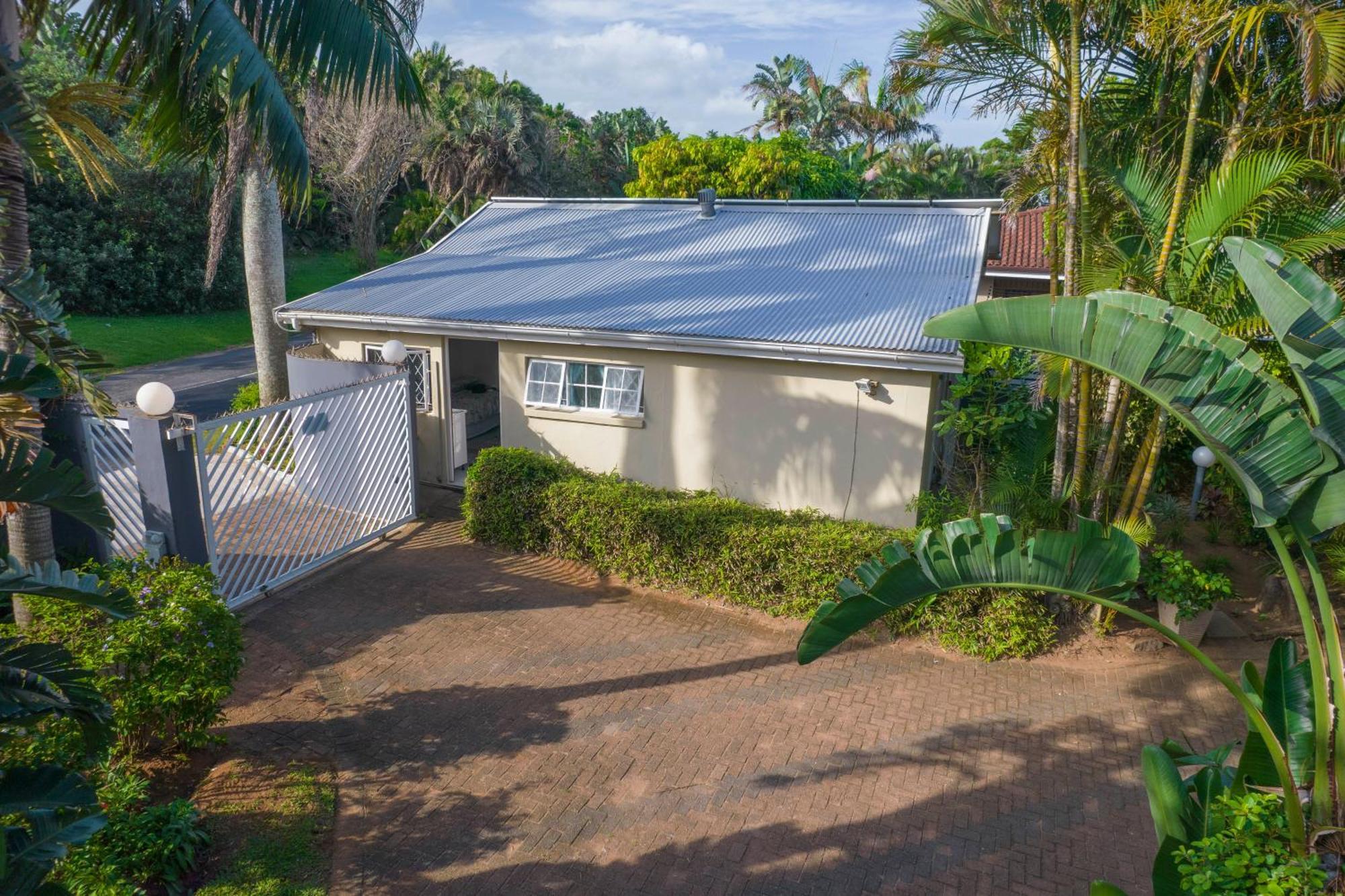 23 Ambleside Holiday Retreat By The Sea Port Shepstone Esterno foto